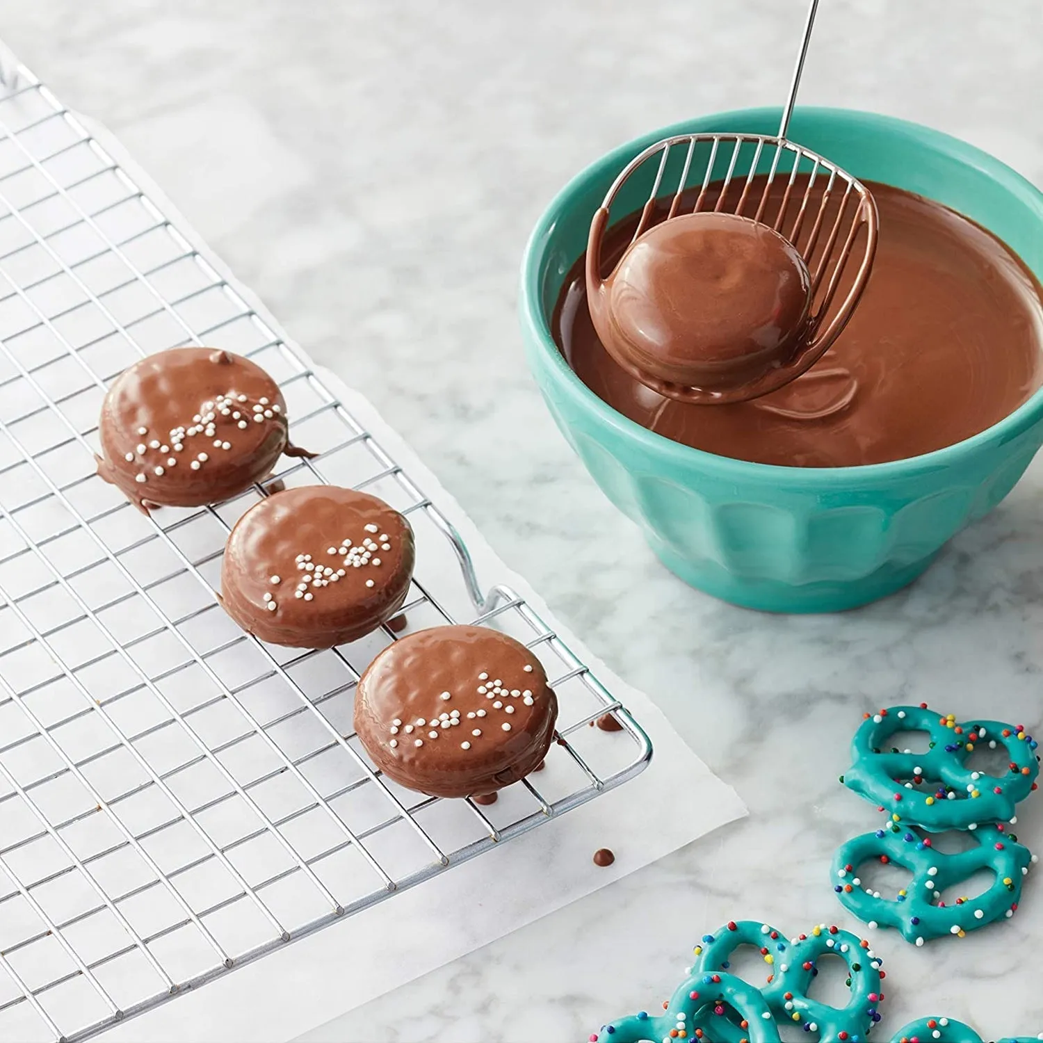 2890 Candy Chocolate Melts Dipping Scoop