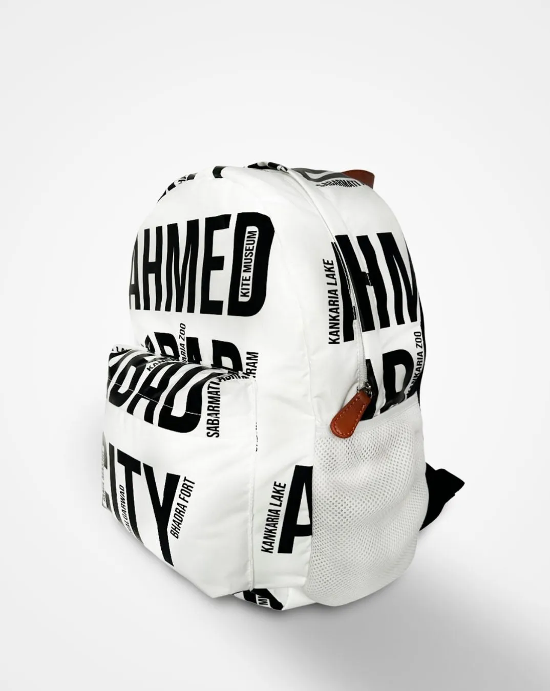 AHMEDABAD STRUTT AIR - The World's Lightest Backpack