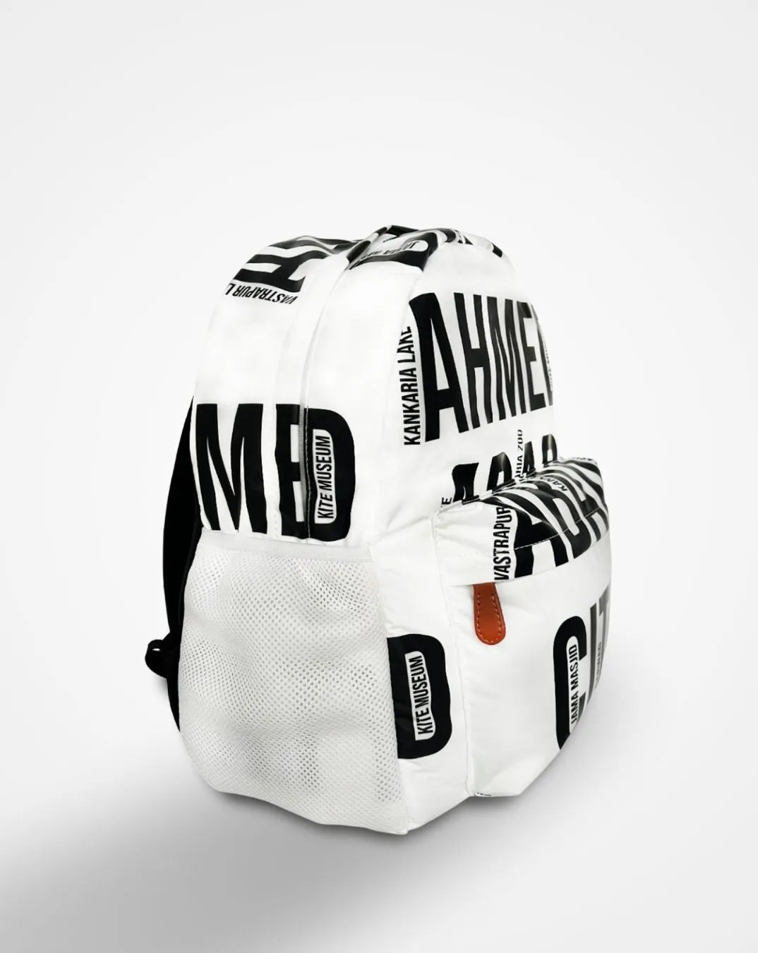 AHMEDABAD STRUTT AIR - The World's Lightest Backpack