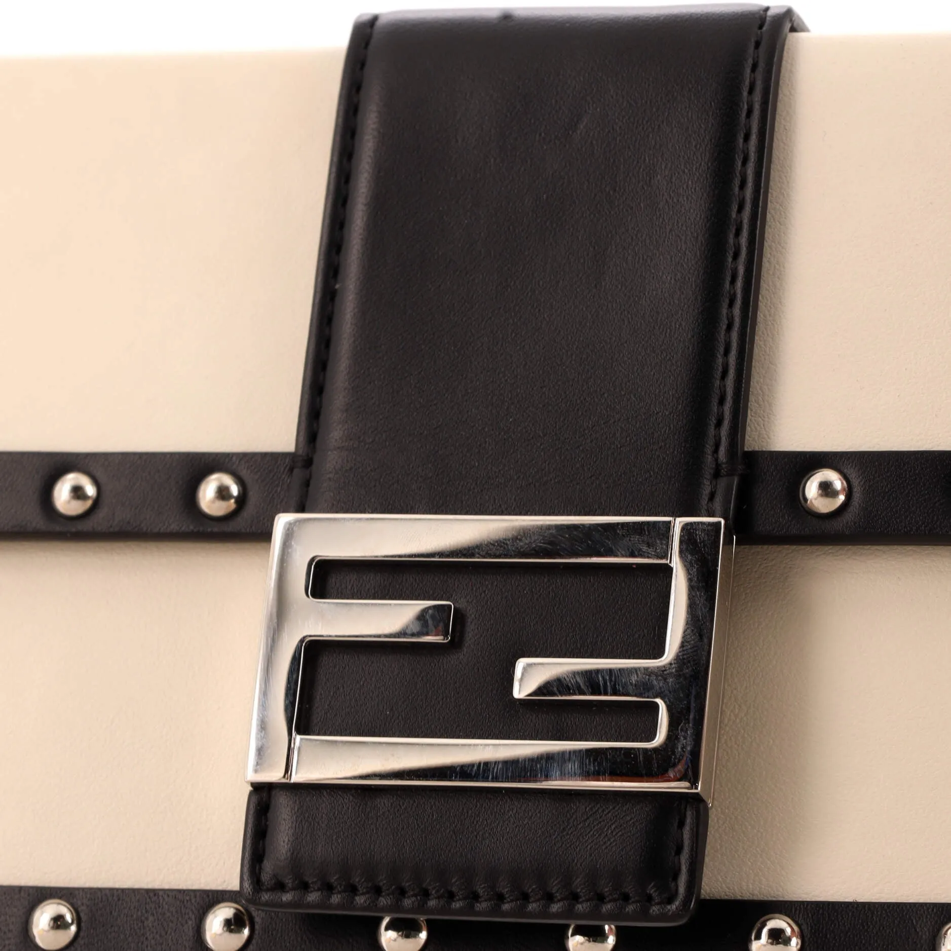 Baguette Trunk Bag Leather Mini