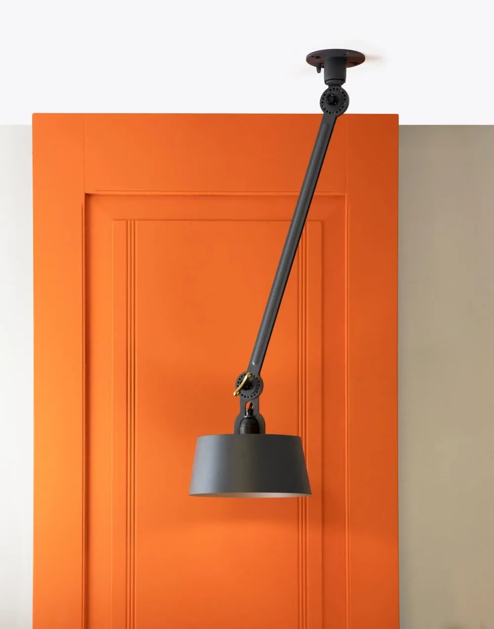 Bolt Ceiling Lamp - Single Arm