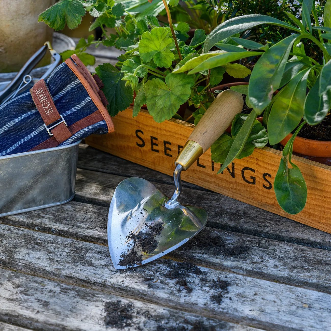 Burgon & Ball Sophie Conran Heart Shaped Trowel