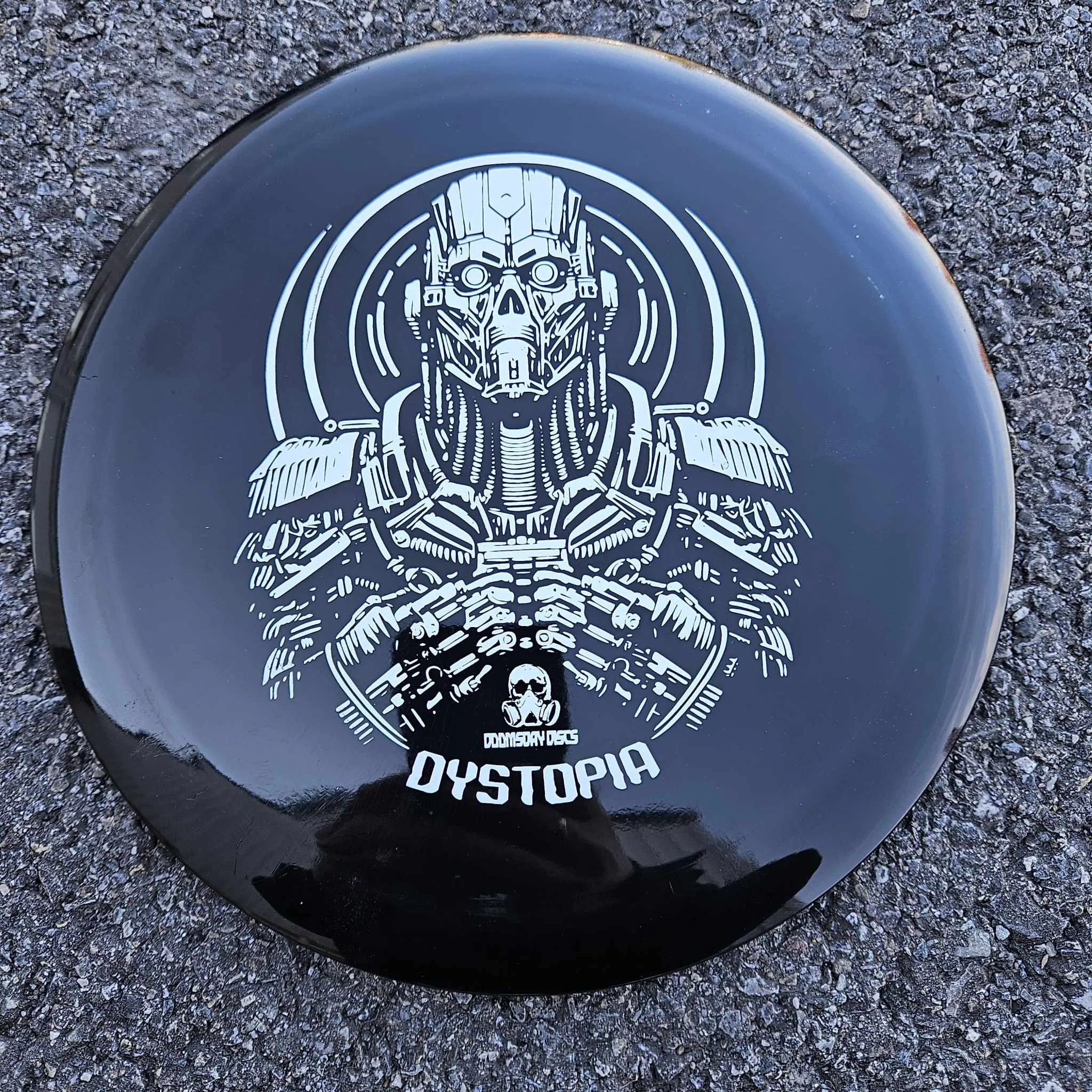 Dystopia in Survival Plastic