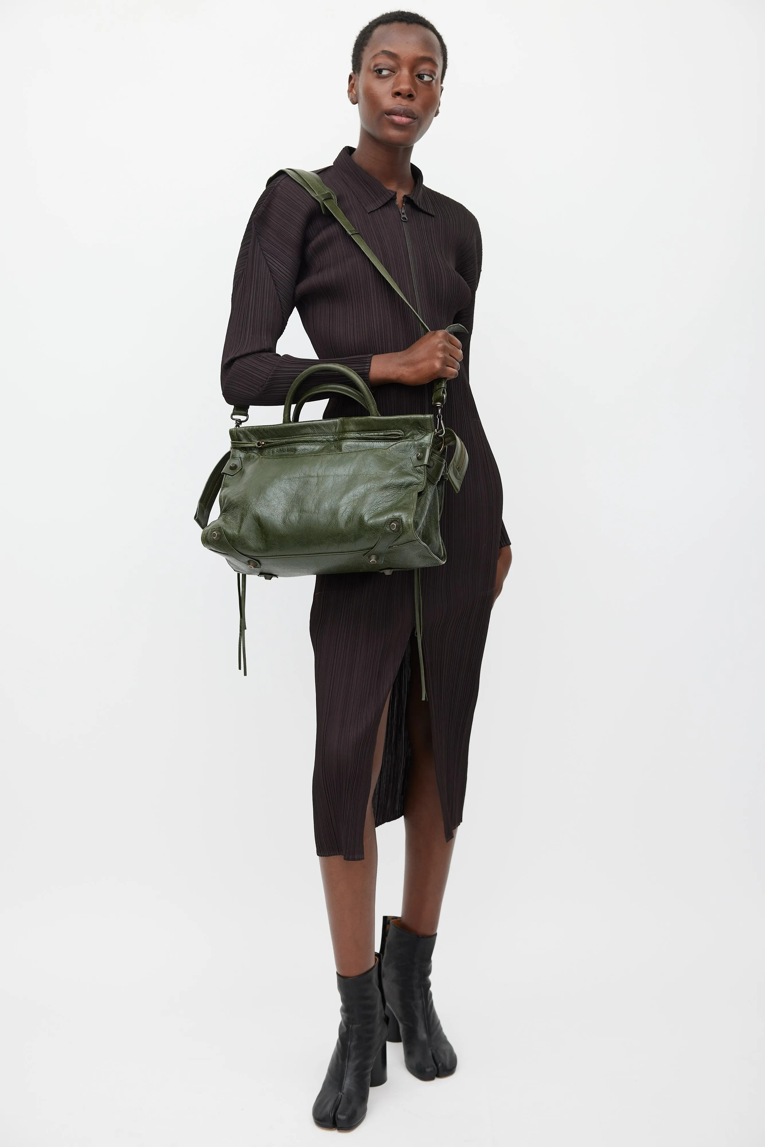 FW 2016 Dark Green Leather Mute City Crossbody Bag