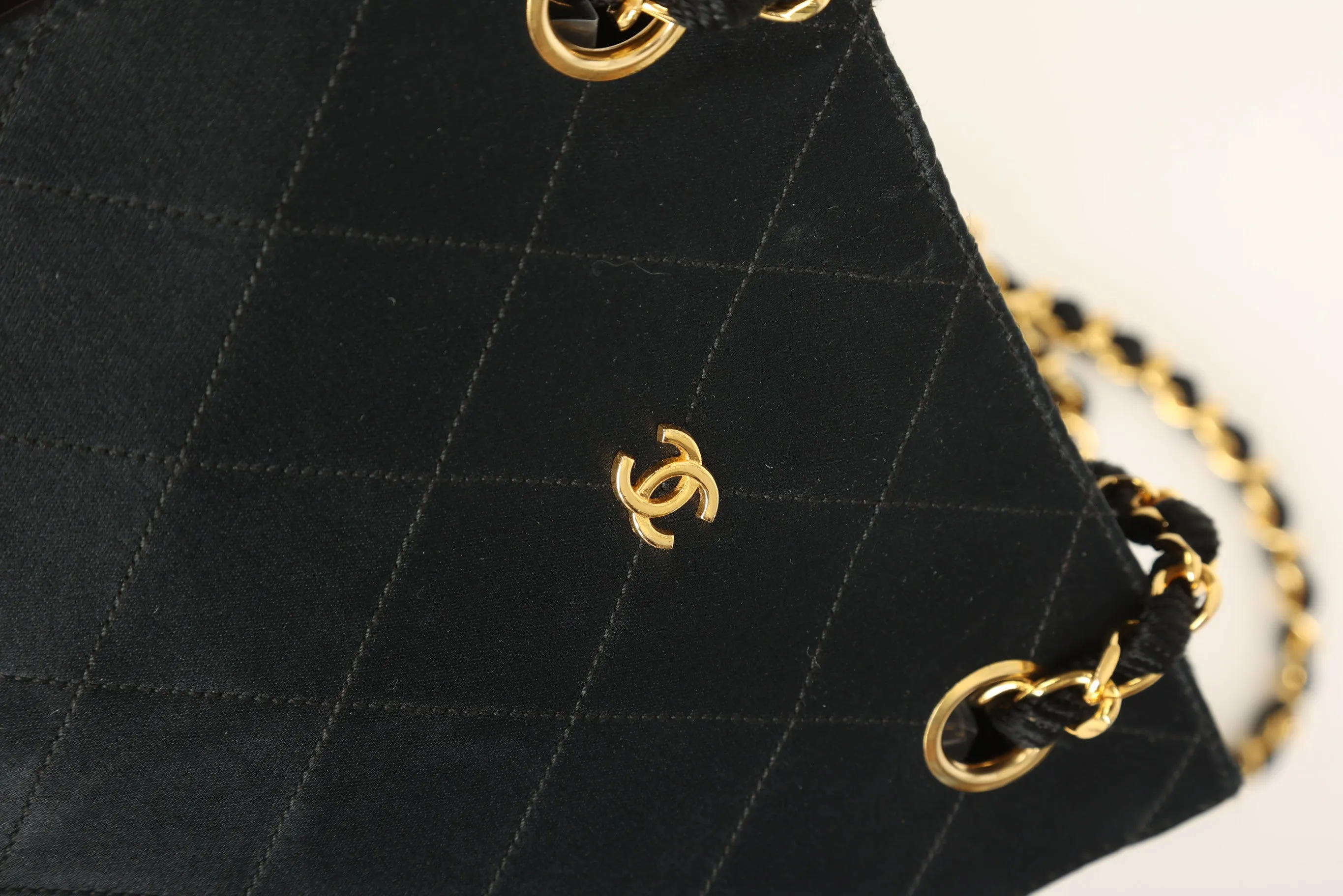 Rare CL 1986 Satin Chain Shoulder Bag