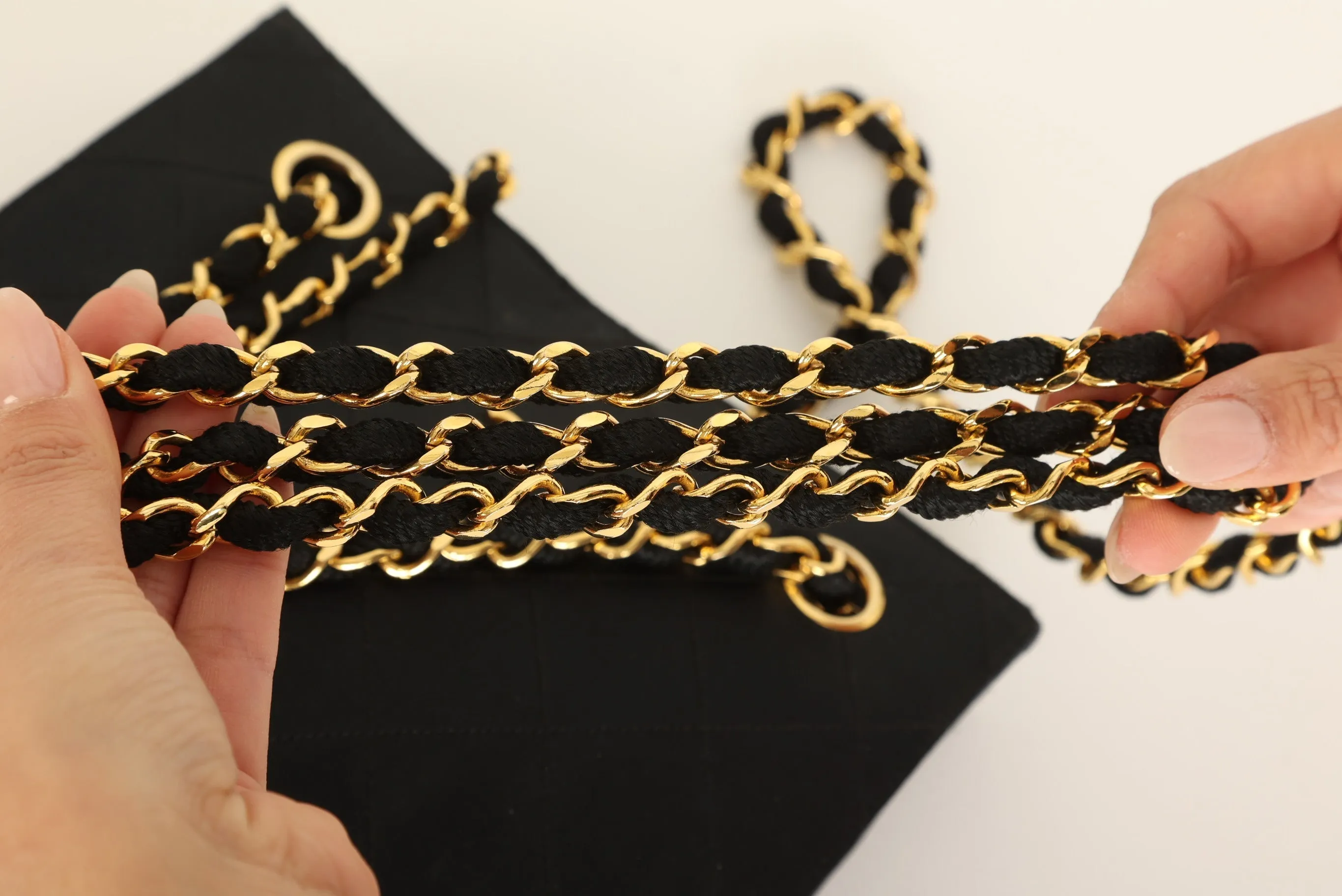 Rare CL 1986 Satin Chain Shoulder Bag